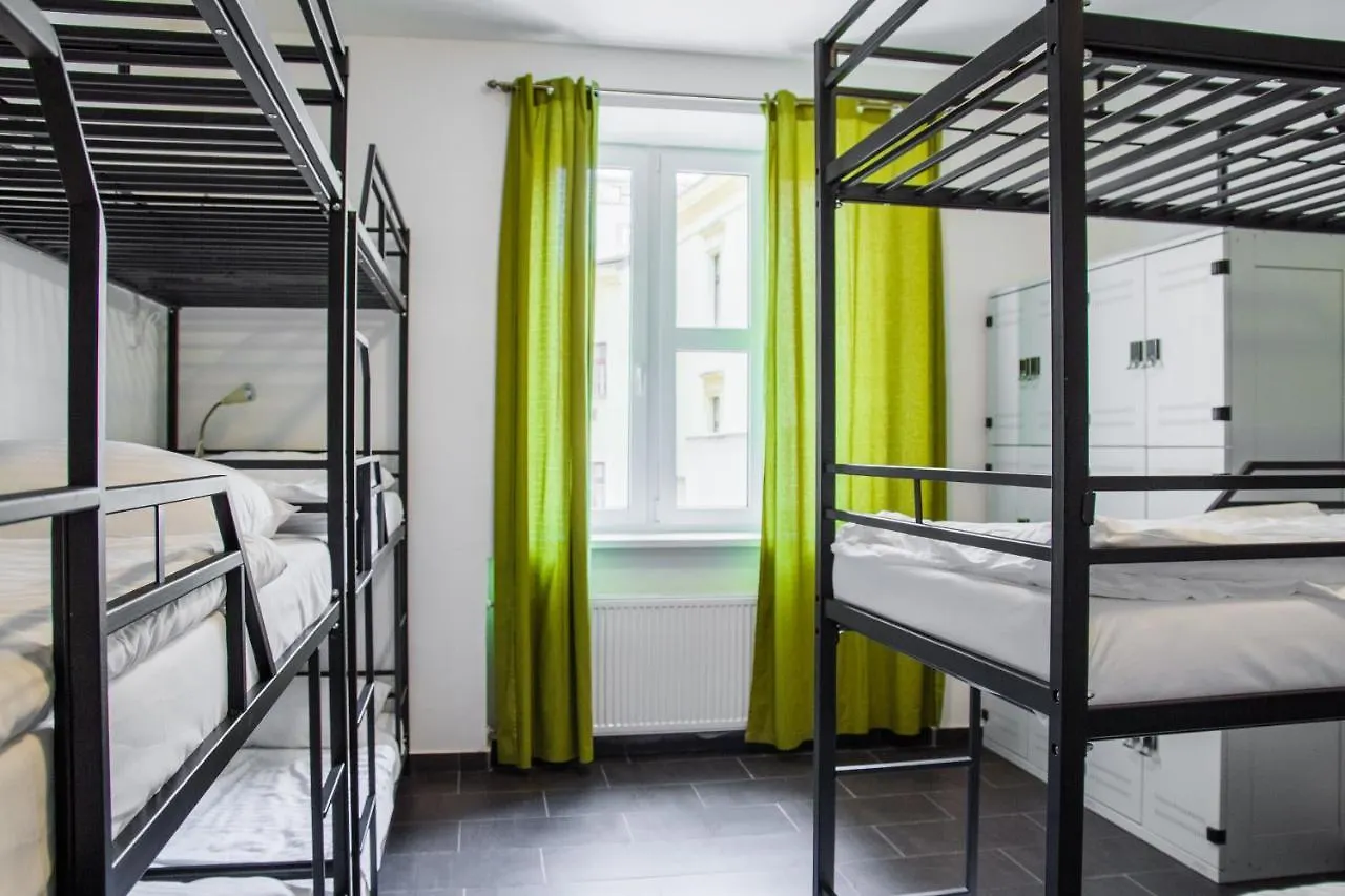 Hostel Mandarinka Prag 0*,