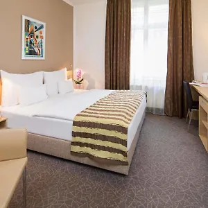 3* Hotel Pav