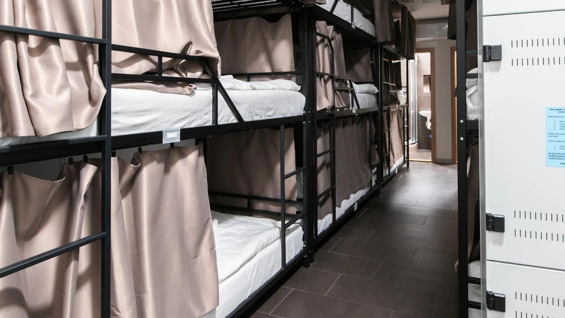 Hostel Mandarinka Prag Çek Cumhuriyeti